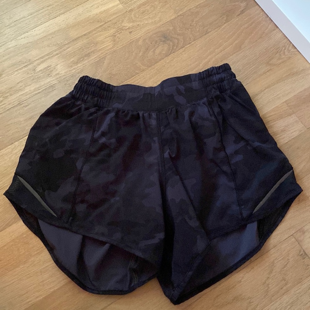 lululemon hotty hot shorts